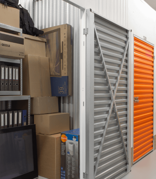 GuardeSim Self Storage. Espaço de armazenamento, Escrtórios compartilhados e Endereço Fiscal em Palhoça, na Grande Florianópolis - Espaço de armazenamento - box